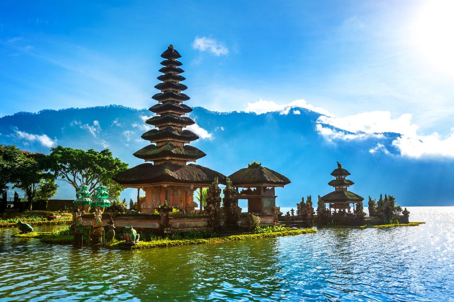 Ulun Danu Temple, Bali asia luxury tours