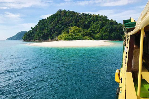 mergui archipelago liveaboard - luxury myanmar tours